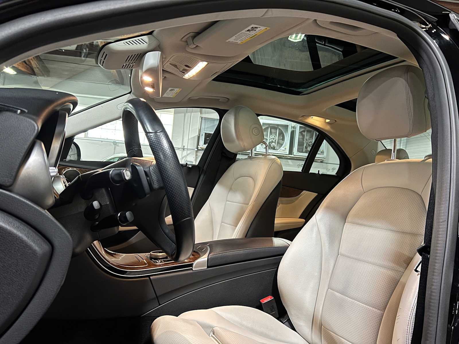 2016 Mercedes-Benz C 300 4dr Sdn 4MATIC®