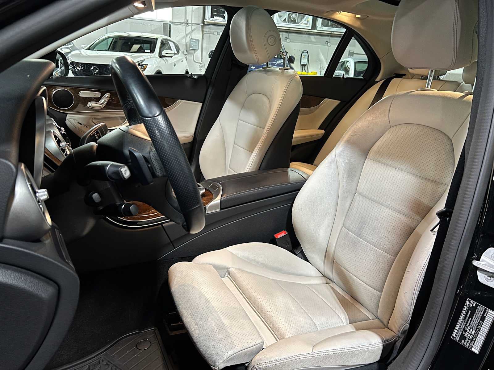 2016 Mercedes-Benz C 300 4dr Sdn 4MATIC®
