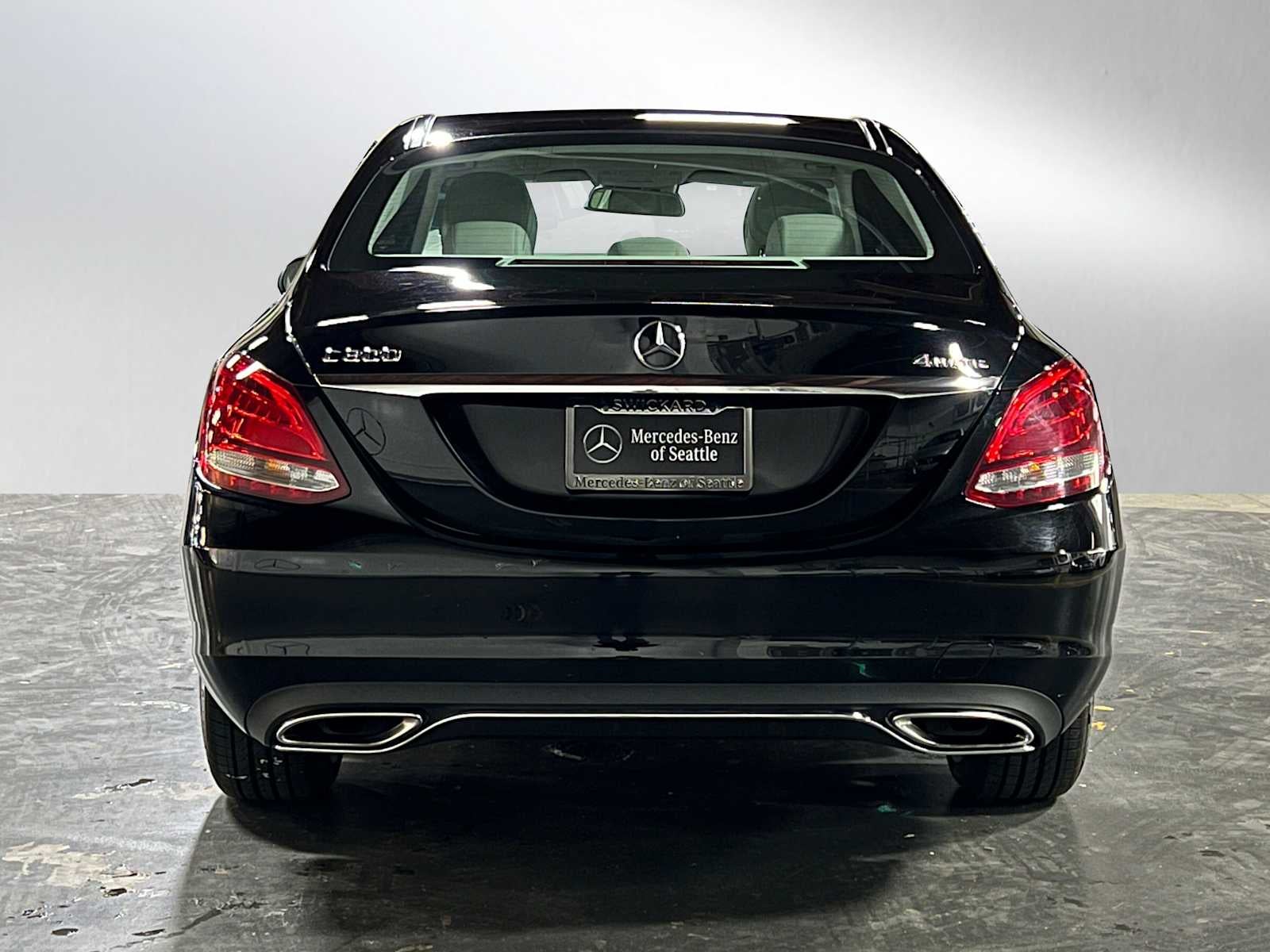 2016 Mercedes-Benz C 300 4dr Sdn 4MATIC®