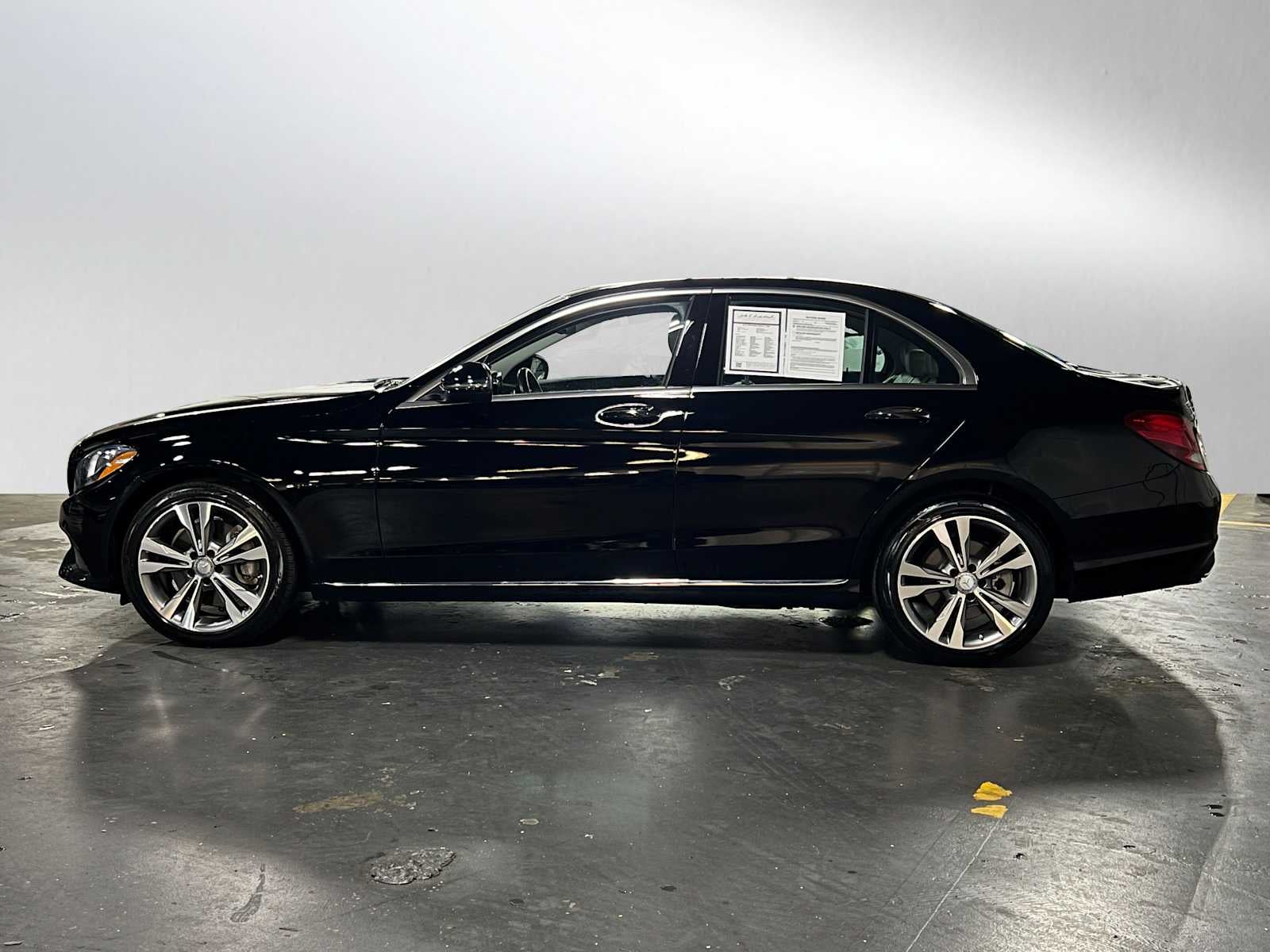 2016 Mercedes-Benz C 300 4dr Sdn 4MATIC®