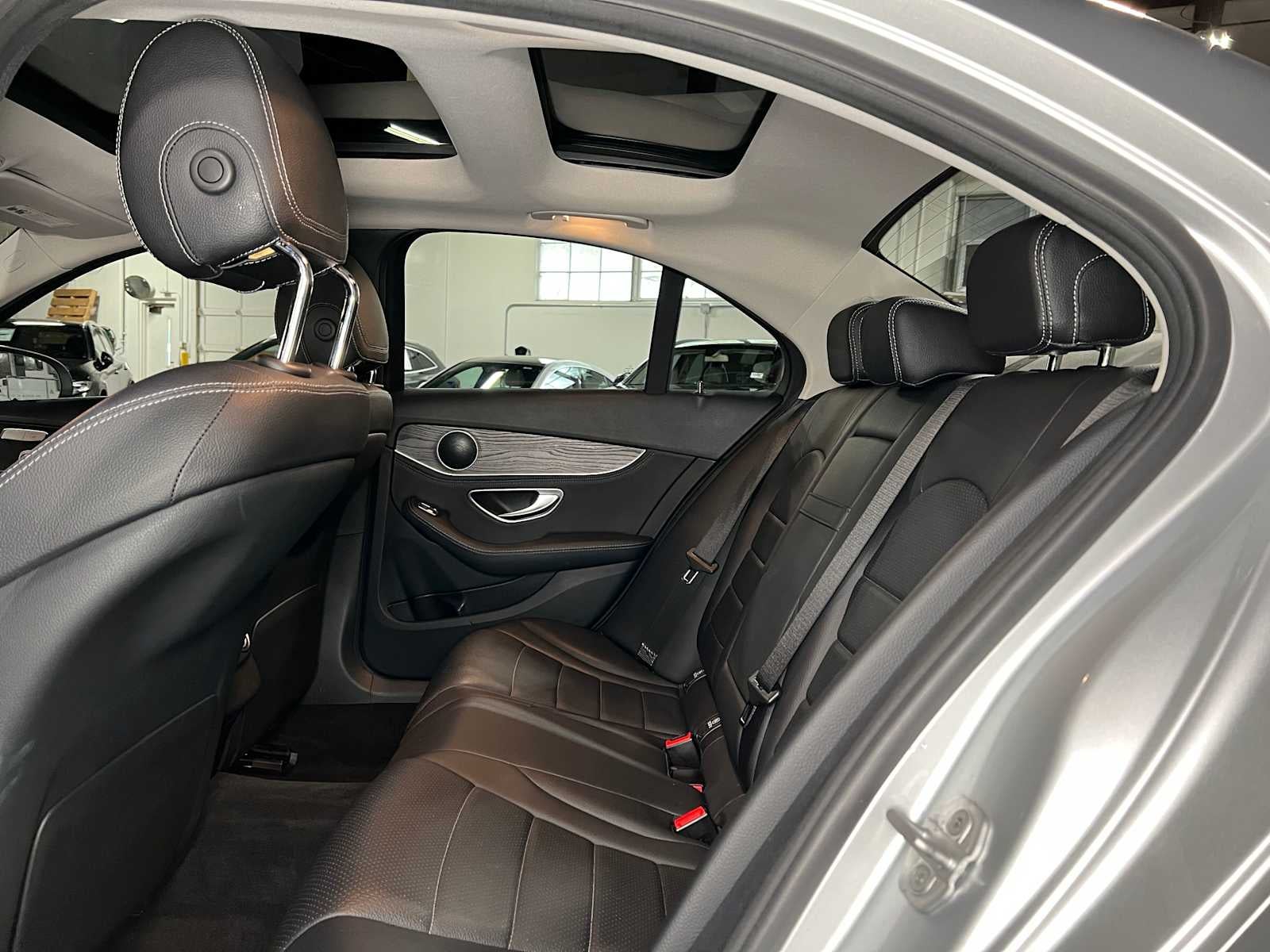 2015 Mercedes-Benz C 300 4dr Sdn 4MATIC®