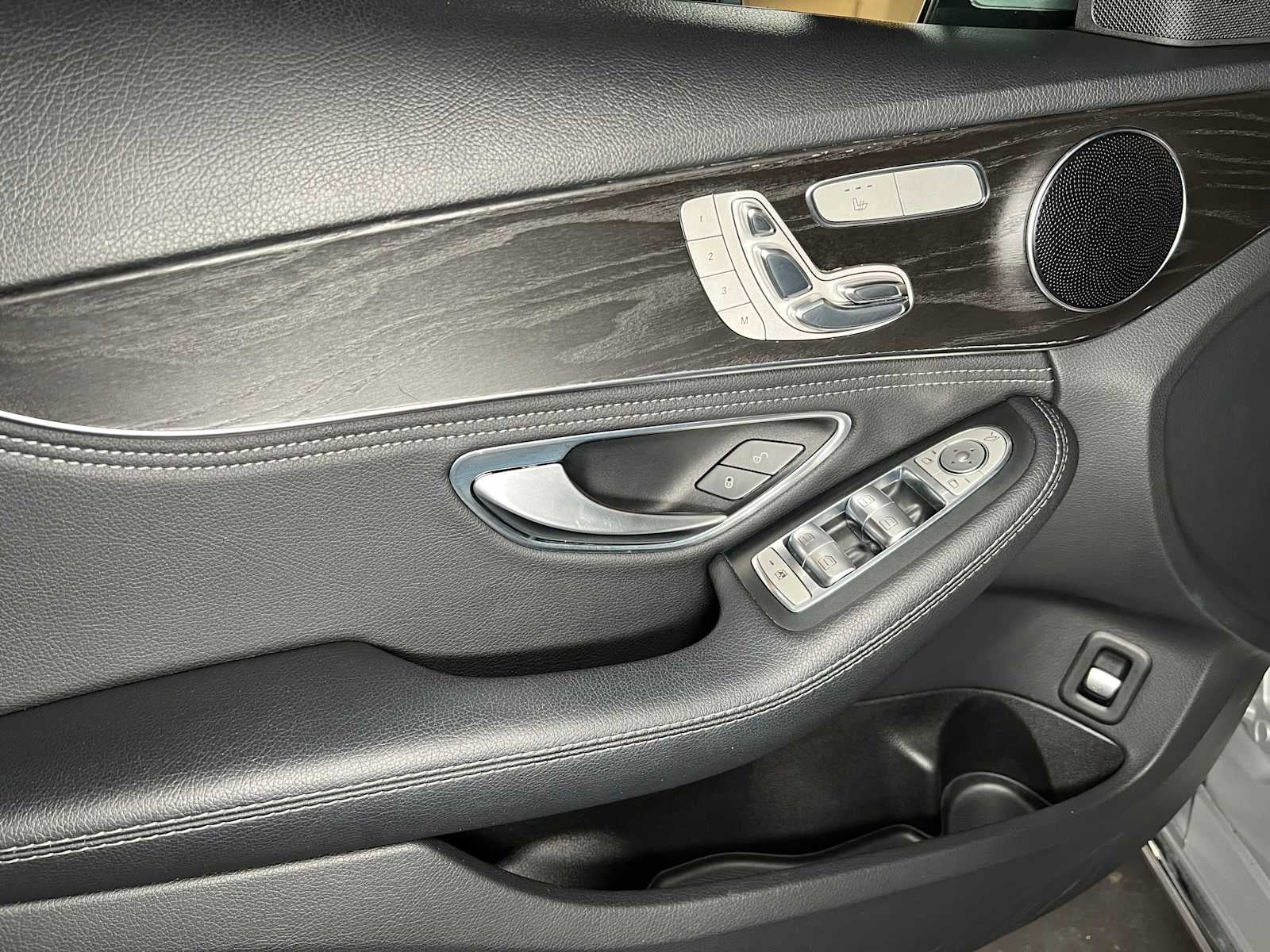 2015 Mercedes-Benz C 300 4dr Sdn 4MATIC®