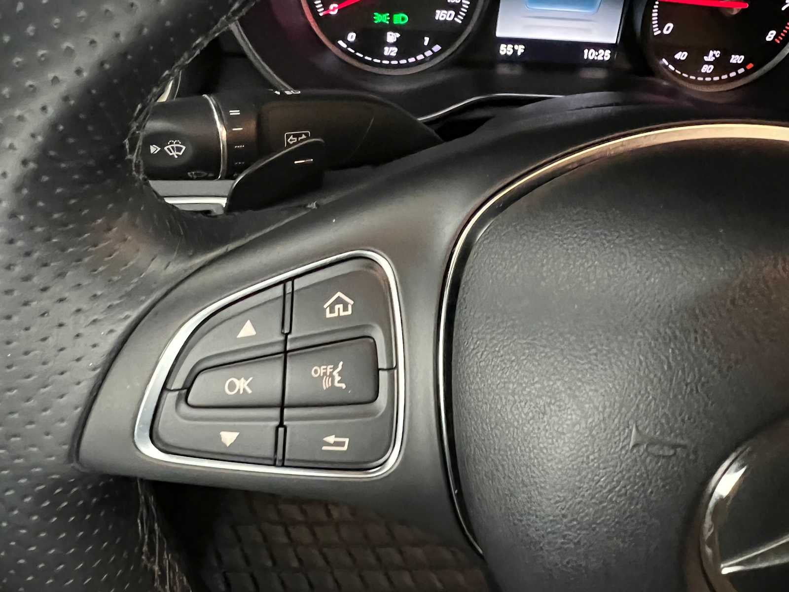 2015 Mercedes-Benz C 300 4dr Sdn 4MATIC®