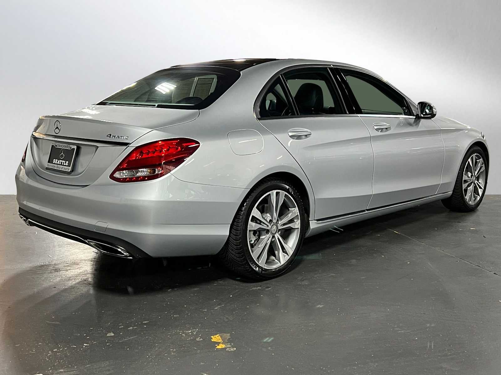 2015 Mercedes-Benz C 300 4dr Sdn 4MATIC®