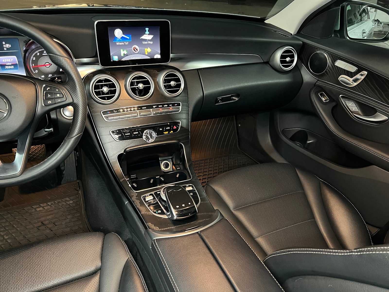 2015 Mercedes-Benz C 300 4dr Sdn 4MATIC®