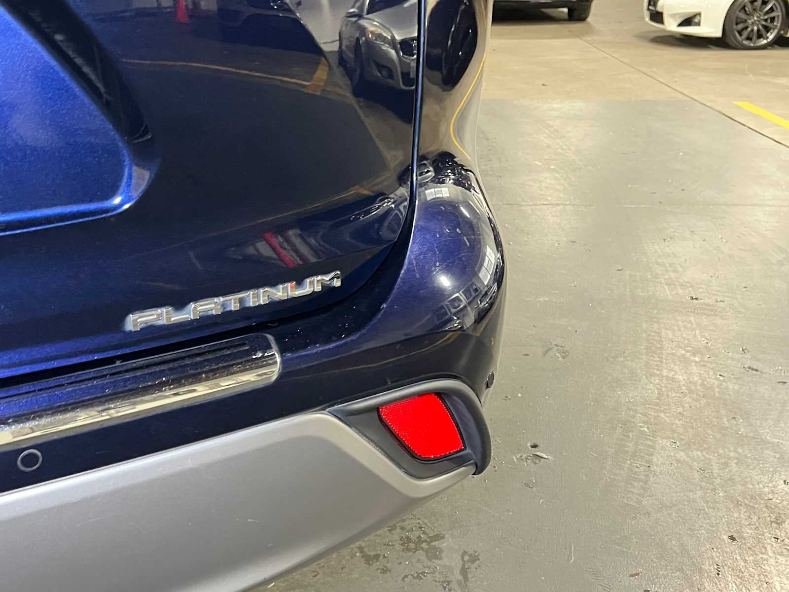 2020 Toyota Highlander Hybrid Platinum