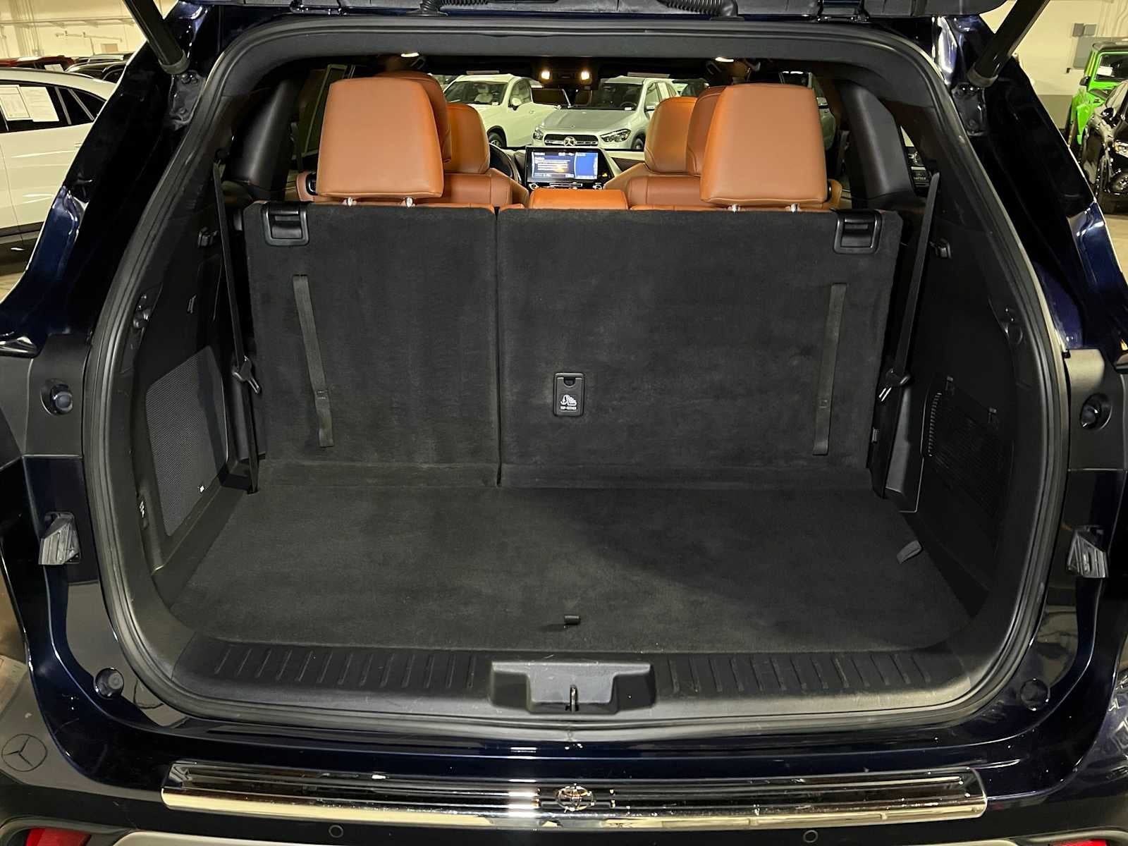 2020 Toyota Highlander Hybrid Platinum