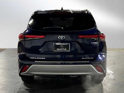 2020 Toyota Highlander Hybrid Platinum
