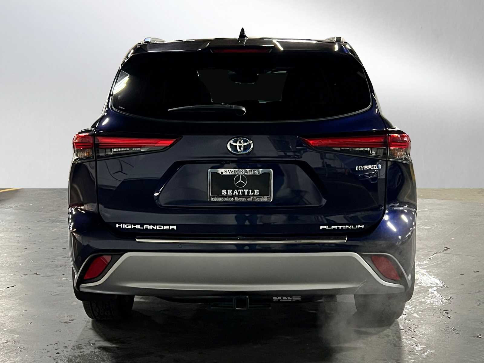 2020 Toyota Highlander Hybrid Platinum