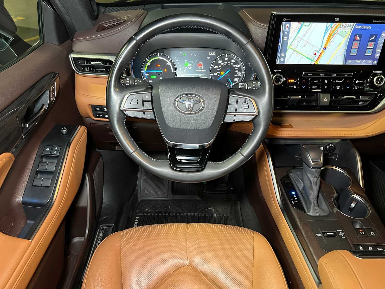 2020 Toyota Highlander Hybrid Platinum