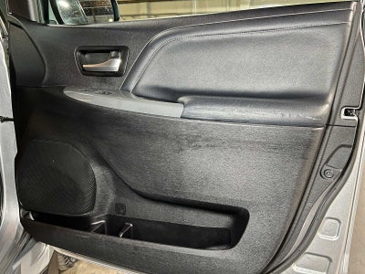 2015 Toyota Sienna SE