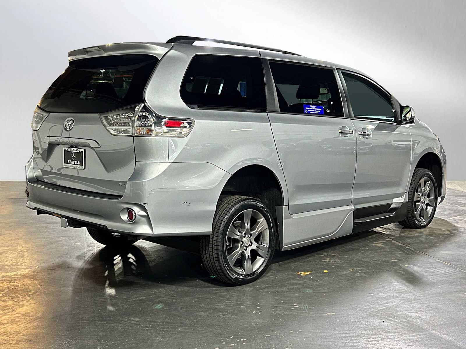 2015 Toyota Sienna SE