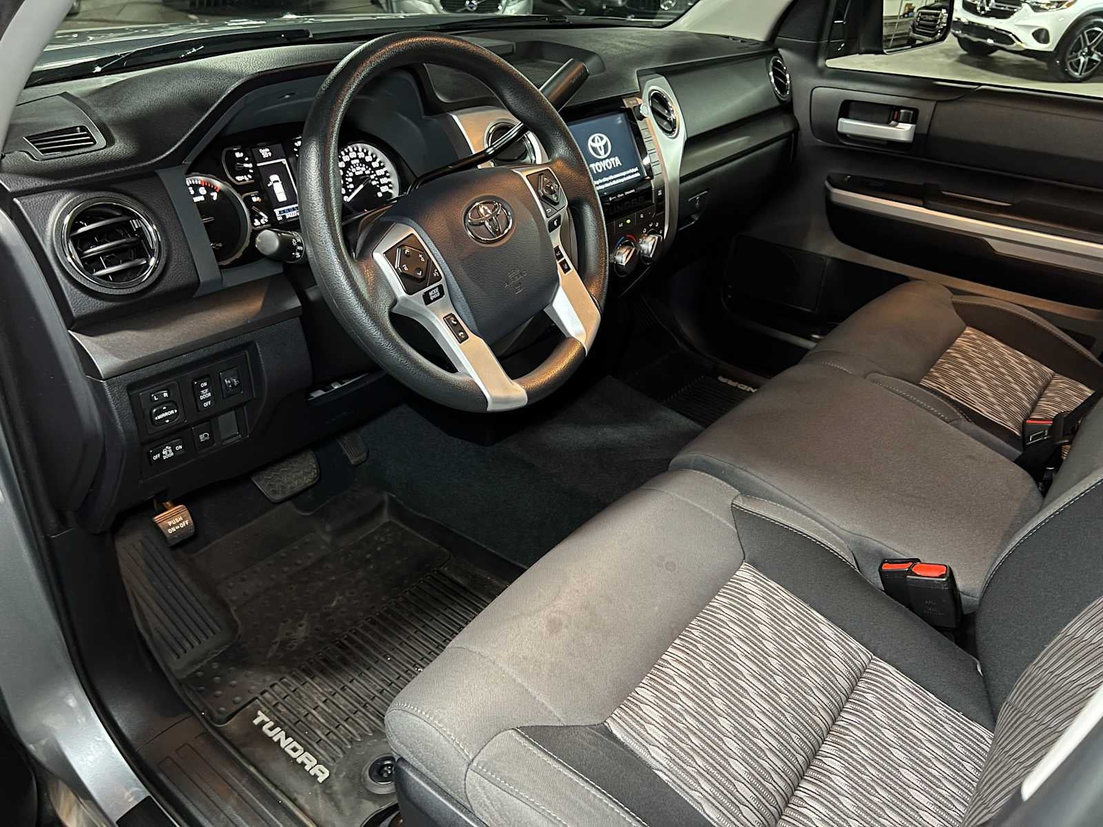 2020 Toyota Tundra SR5