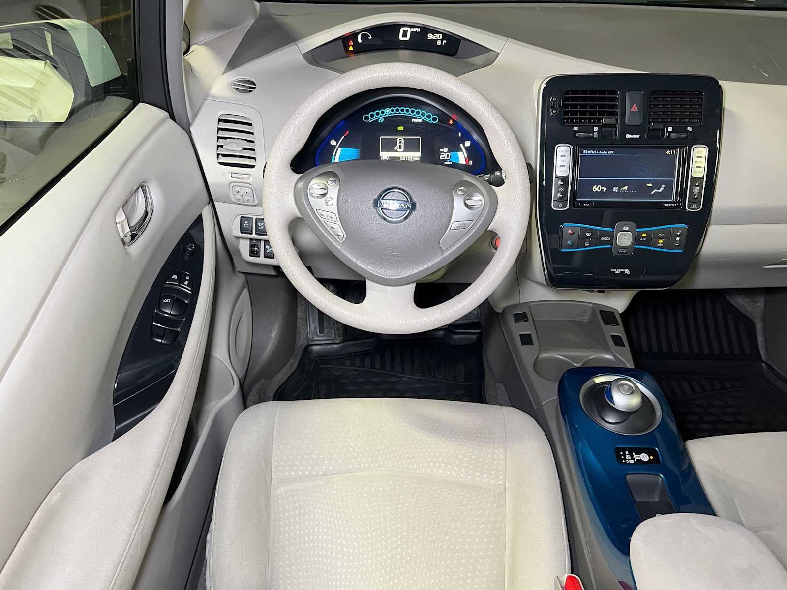 2011 Nissan LEAF SL-e