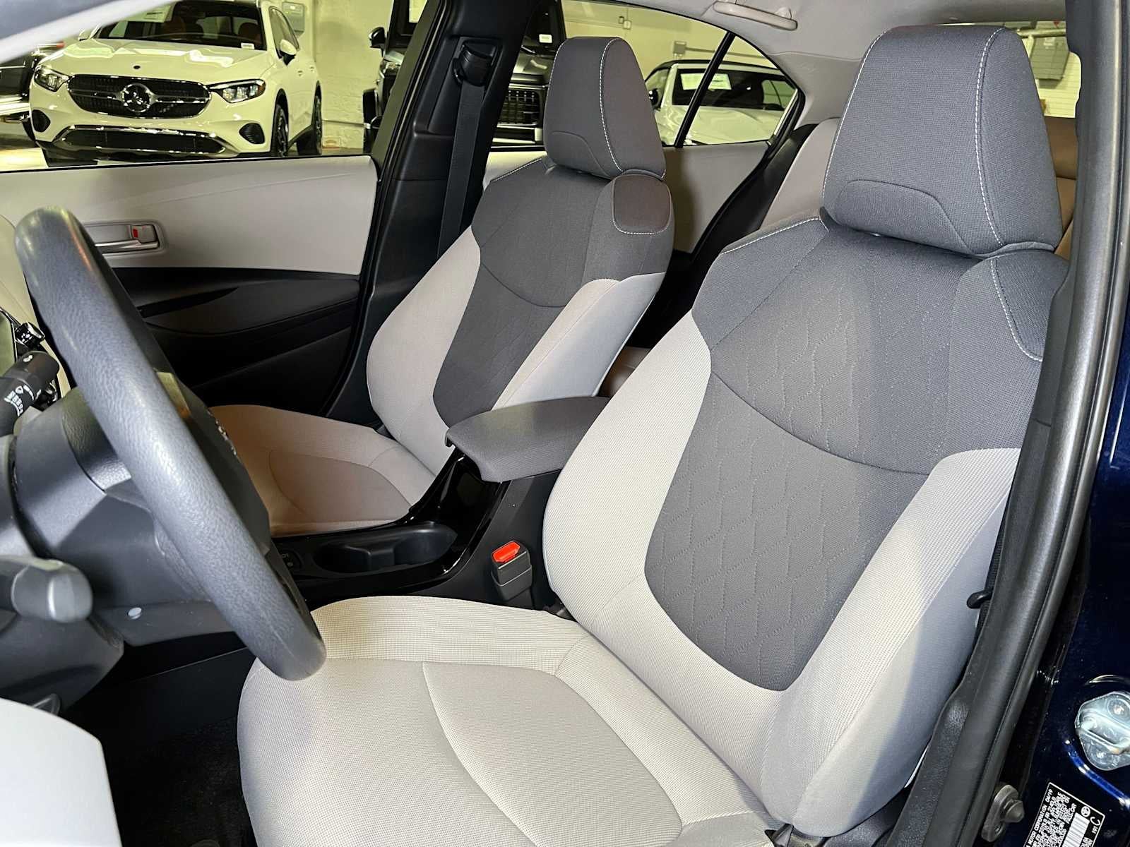 2020 Toyota Corolla Hybrid LE