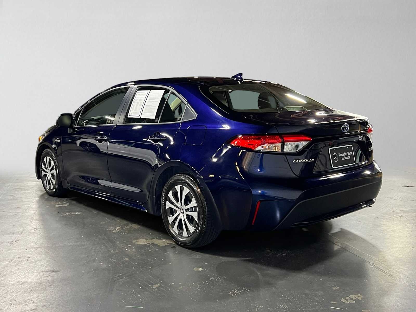 2020 Toyota Corolla Hybrid LE