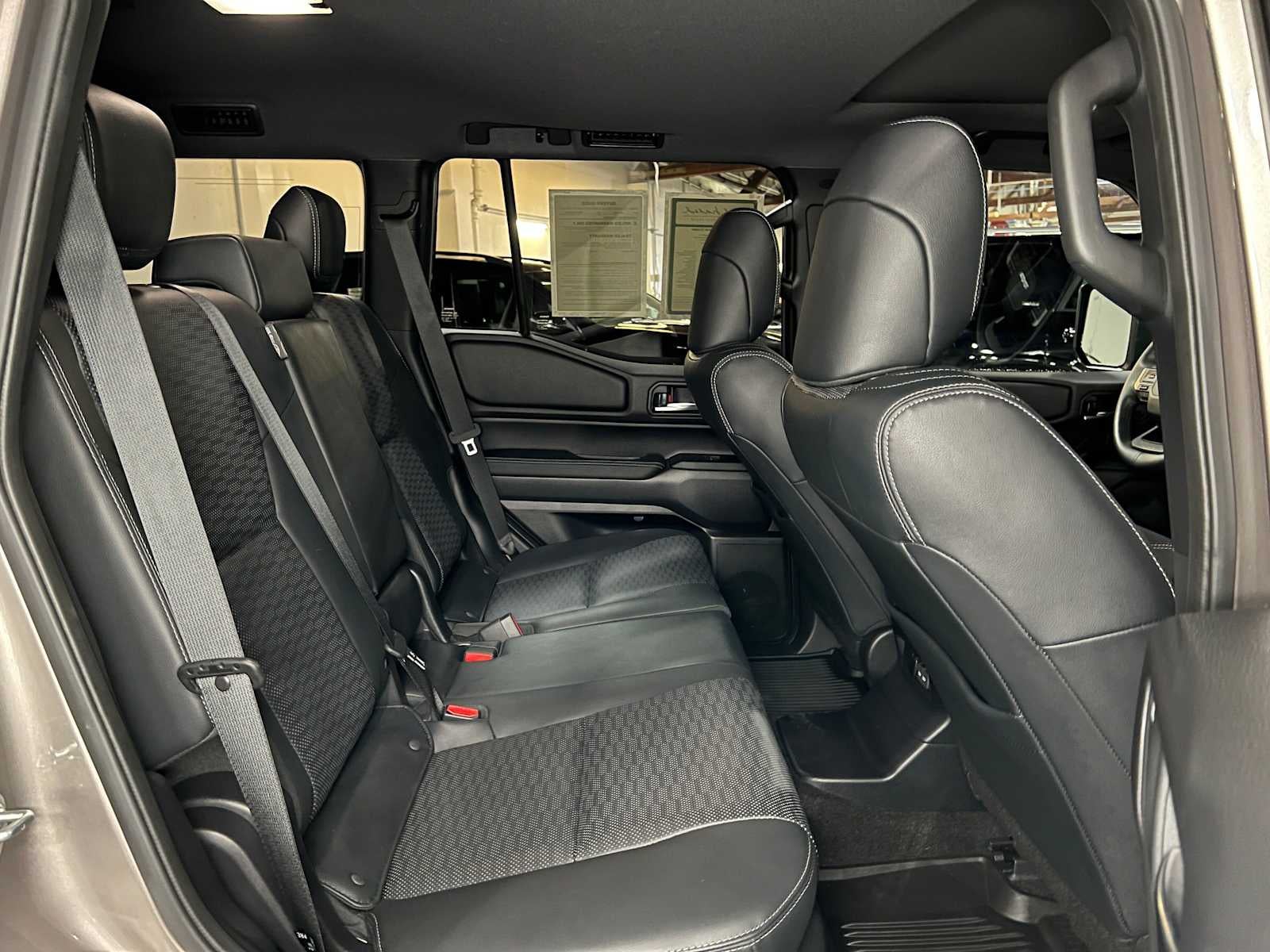2024 Toyota Land Cruiser 4WD (Natl)