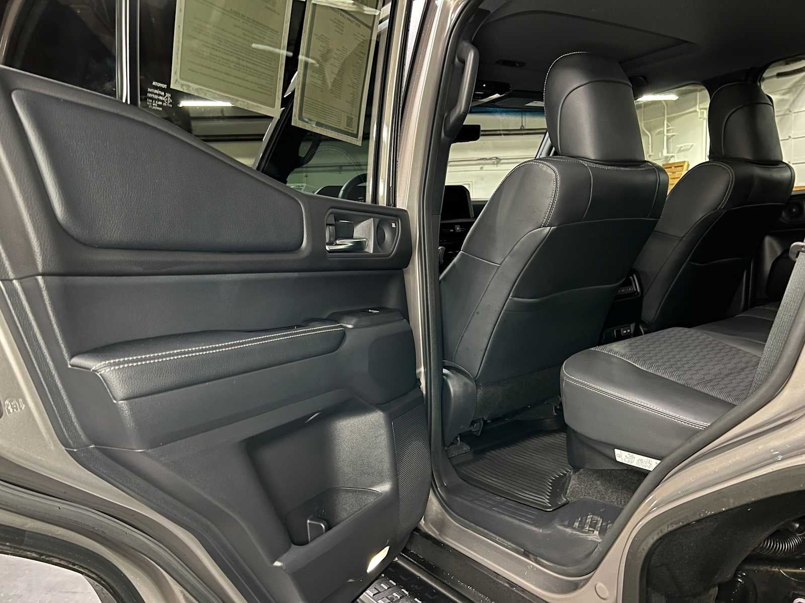 2024 Toyota Land Cruiser 4WD (Natl)