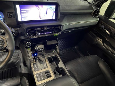2024 Toyota Land Cruiser 4WD (Natl)