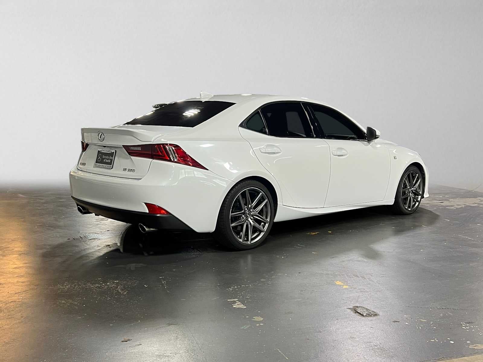 2015 Lexus IS 250 4dr Sport Sdn RWD
