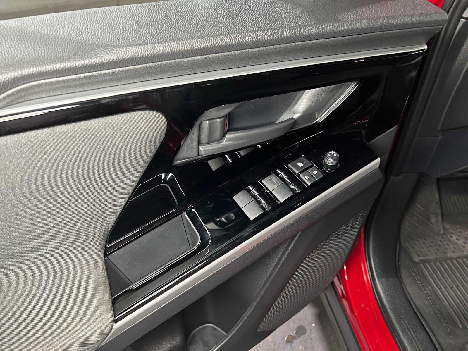 2025 Subaru Solterra Premium