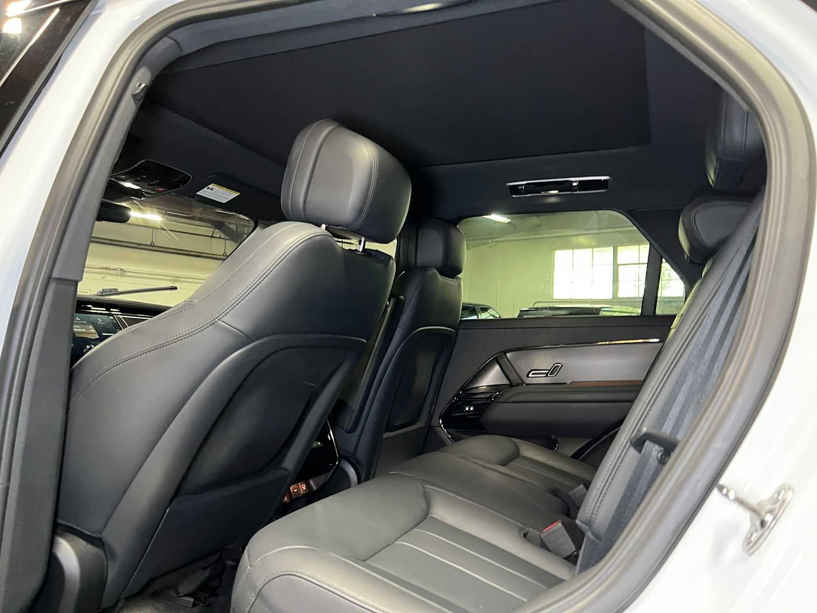 2024 Land Rover Range Rover Sport SE