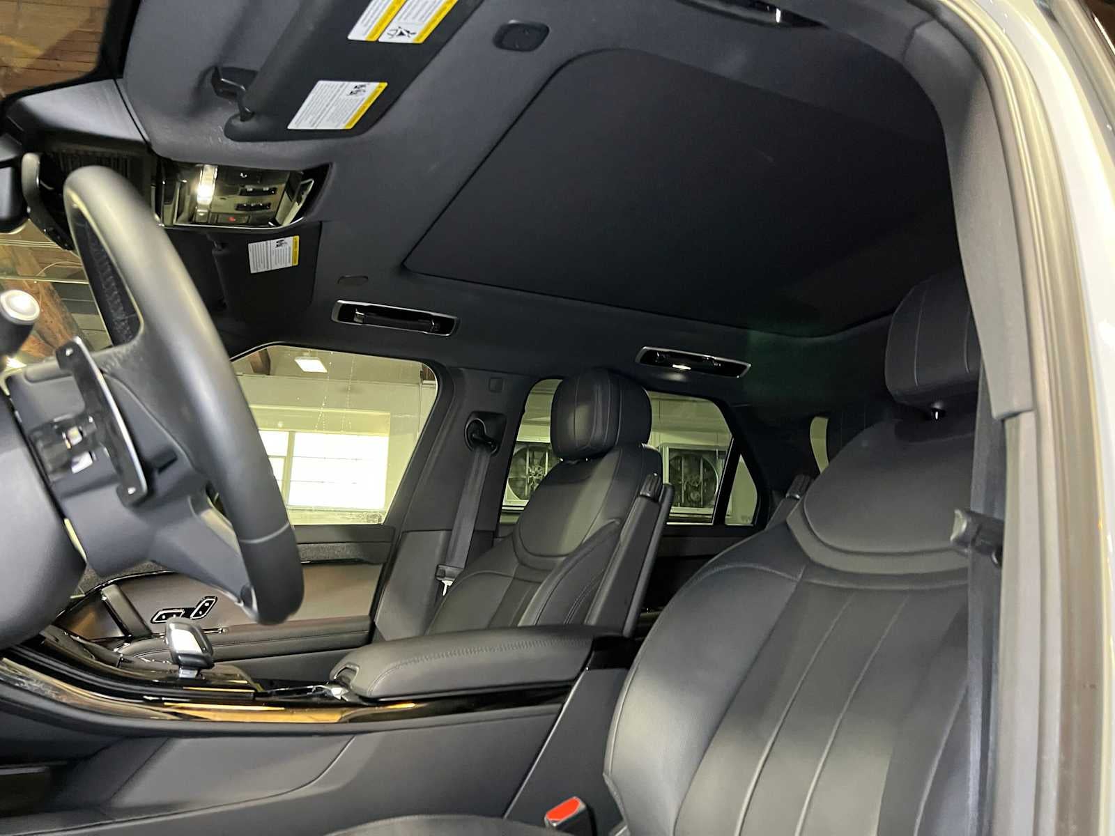 2024 Land Rover Range Rover Sport SE
