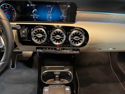 2021 Mercedes-Benz A 220 4MATIC® Sedan