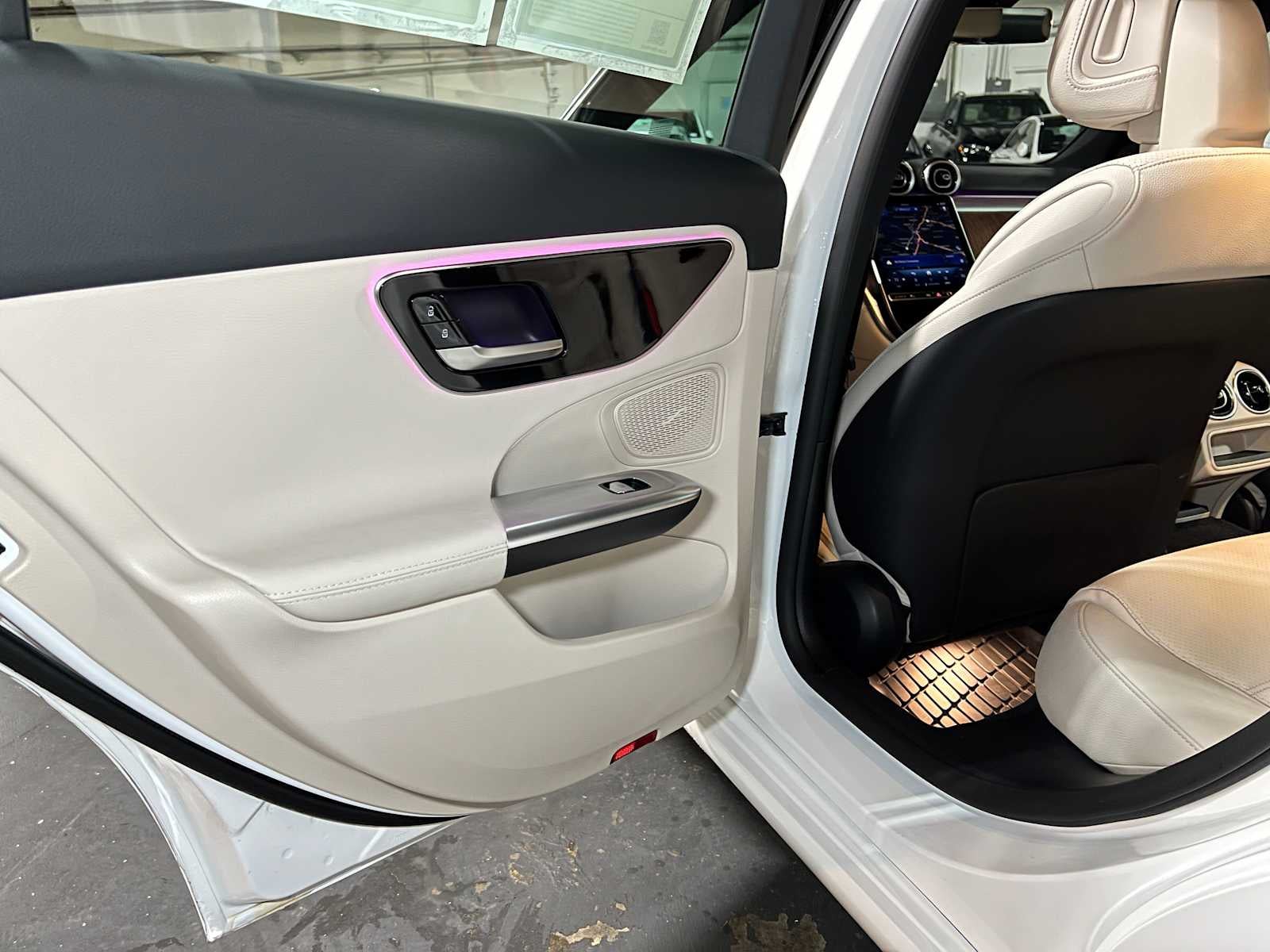 2025 Mercedes-Benz C 300 4MATIC® Sedan