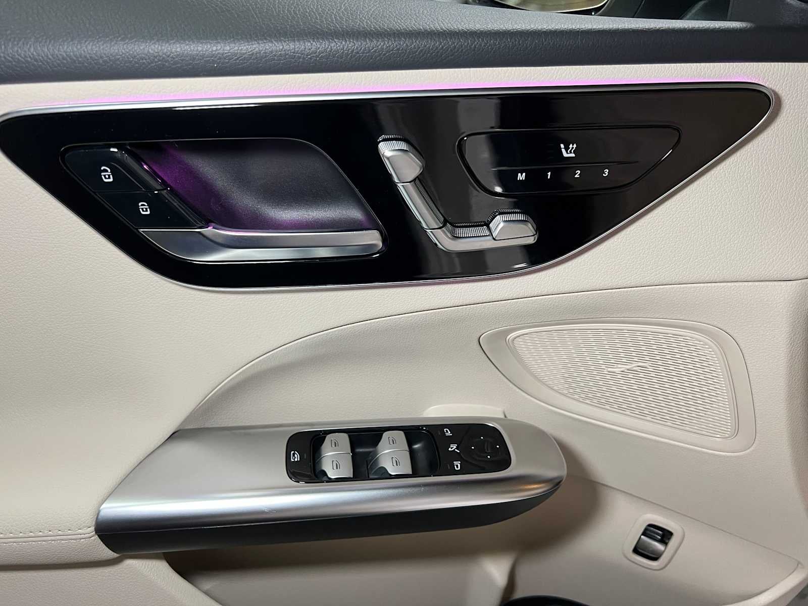 2025 Mercedes-Benz C 300 4MATIC® Sedan