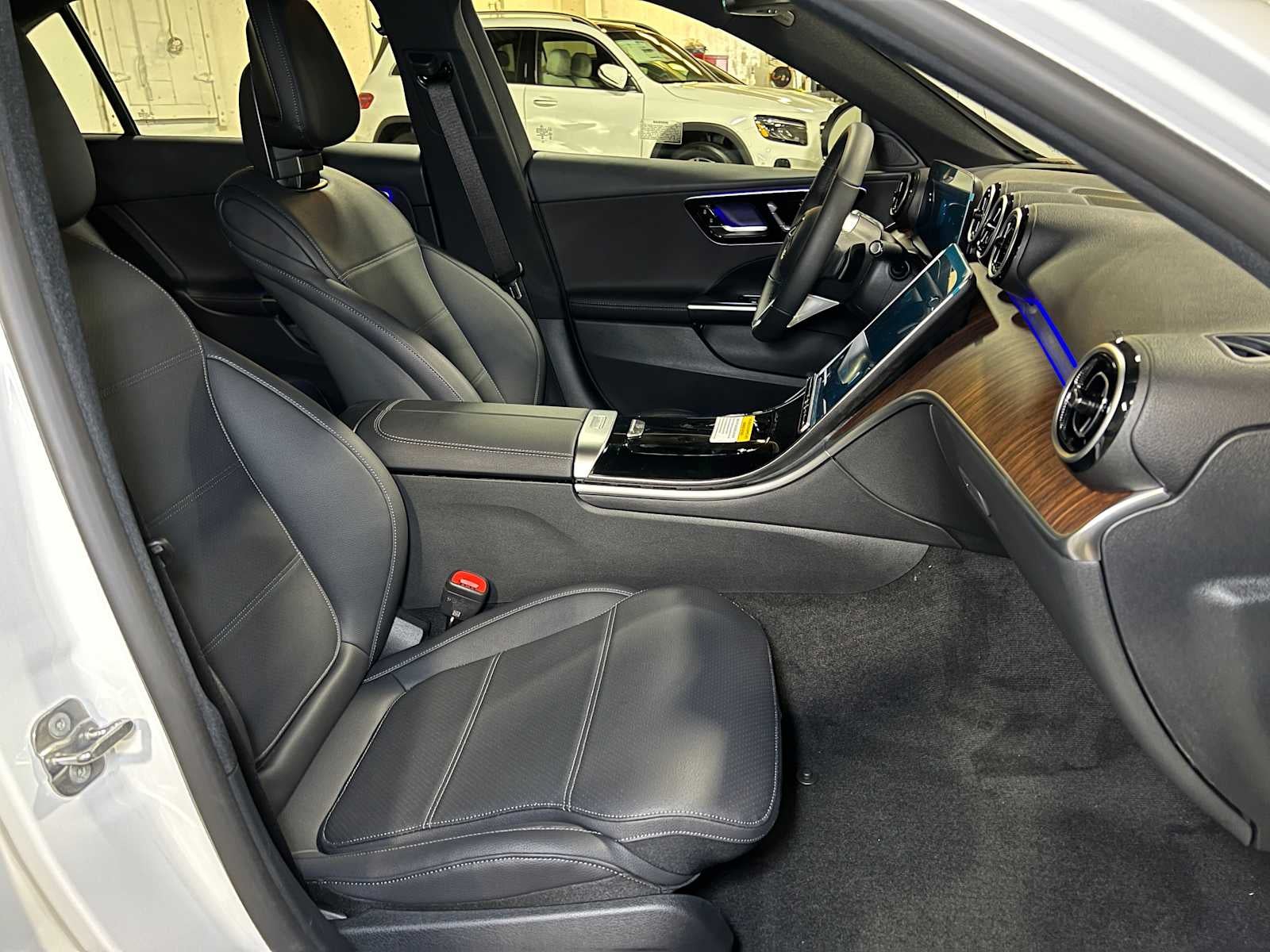 2025 Mercedes-Benz C 300 4MATIC® Sedan