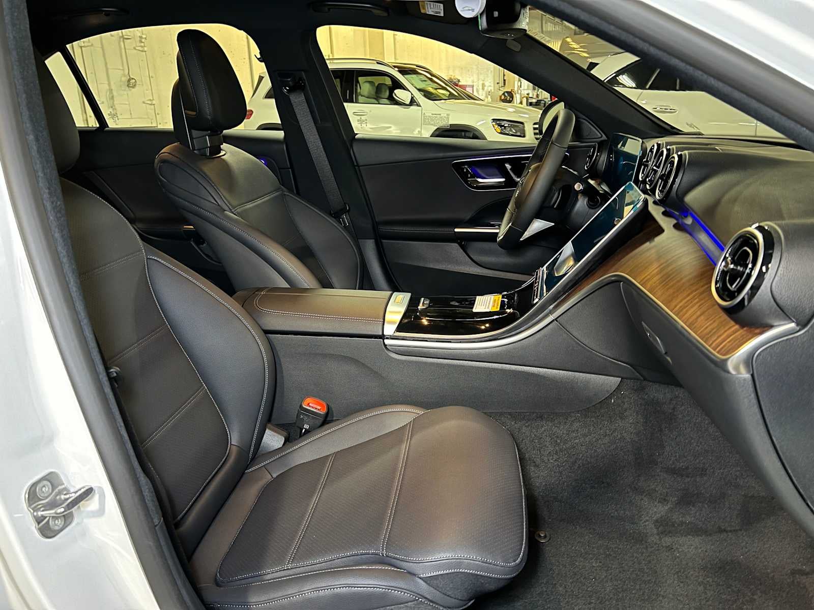 2025 Mercedes-Benz C 300 4MATIC® Sedan