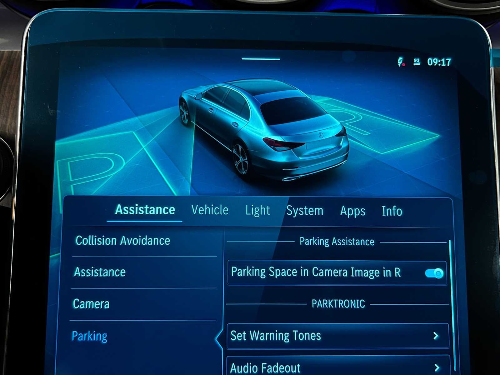 2025 Mercedes-Benz C 300 4MATIC® Sedan