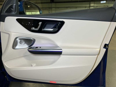 2025 Mercedes-Benz C 300 4MATIC® Sedan