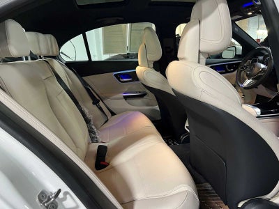 2026 Mercedes-Benz C 300 4MATIC® Sedan