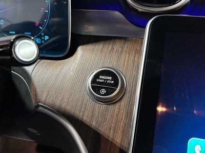 2025 Mercedes-Benz C 300 4MATIC® Sedan