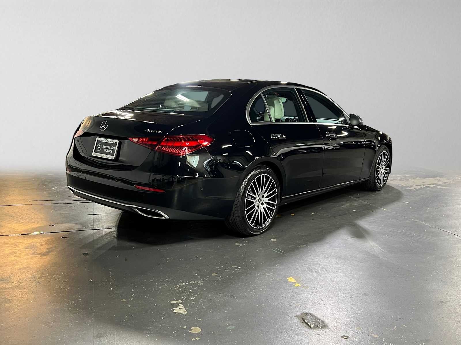 2026 Mercedes-Benz C 300 4MATIC® Sedan