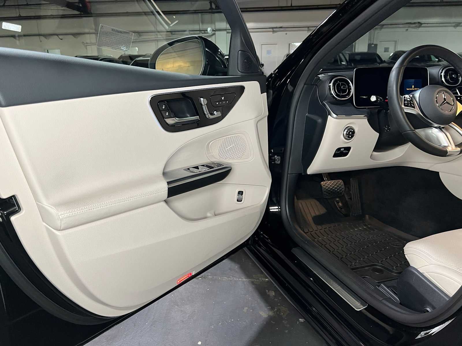 2026 Mercedes-Benz C 300 4MATIC® Sedan