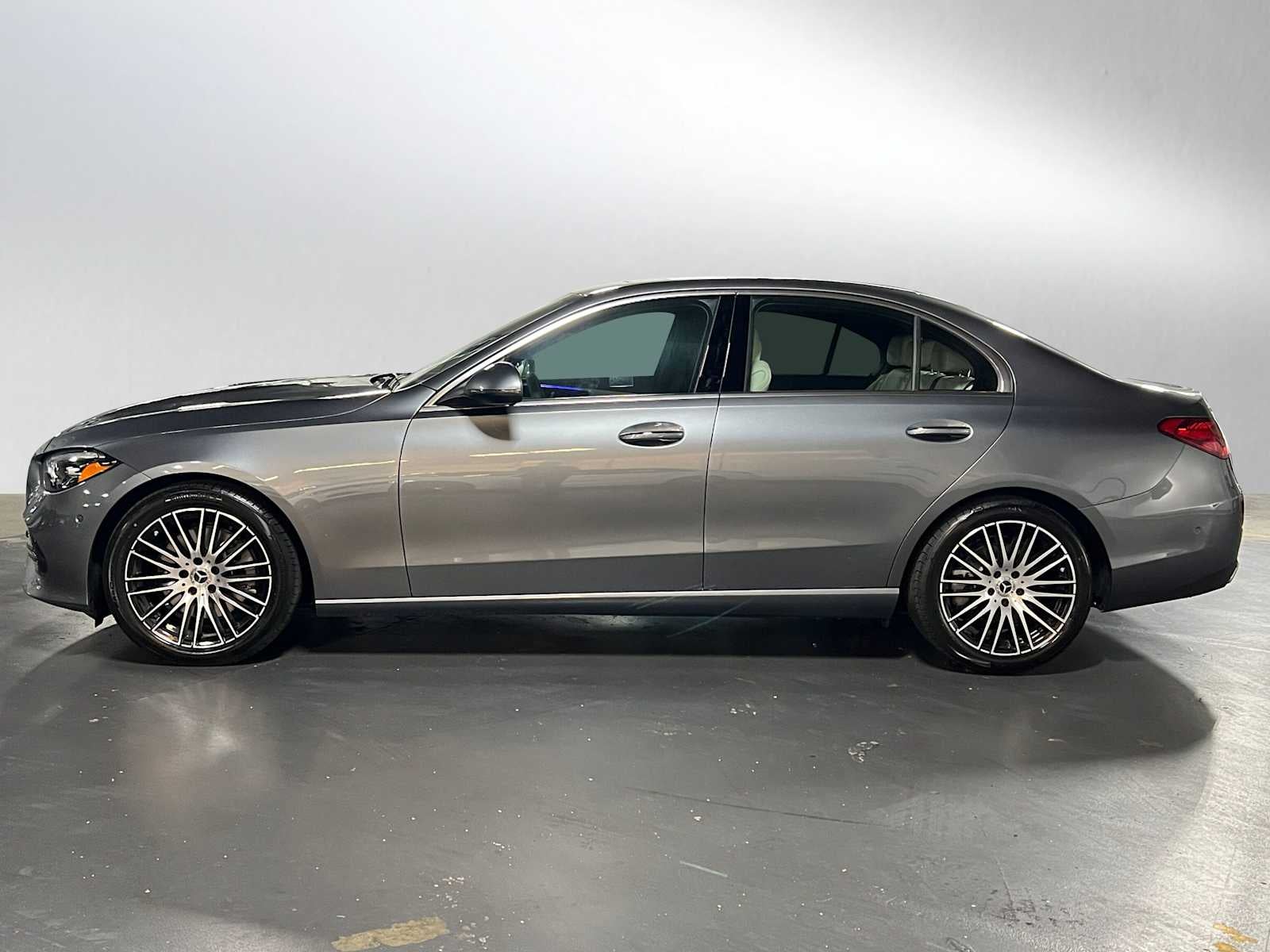 2025 Mercedes-Benz C 300 4MATIC® Sedan