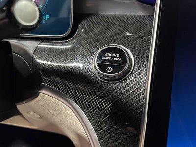 2025 Mercedes-Benz C 300 4MATIC® Sedan