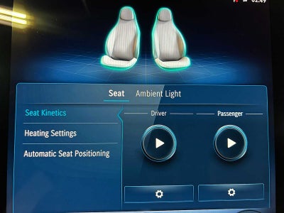 2025 Mercedes-Benz C 300 4MATIC® Sedan