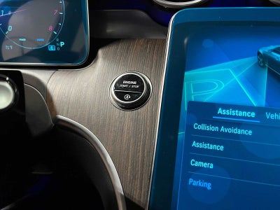 2025 Mercedes-Benz C 300 4MATIC® Sedan