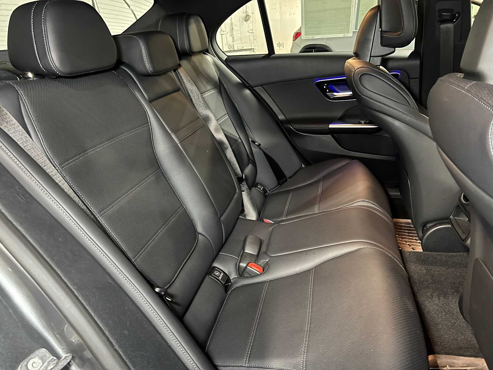 2025 Mercedes-Benz C 300 C 300