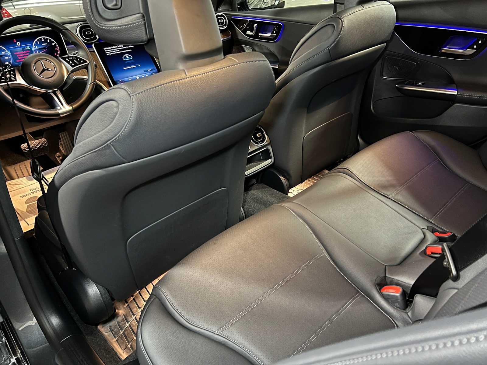 2025 Mercedes-Benz C 300 C 300