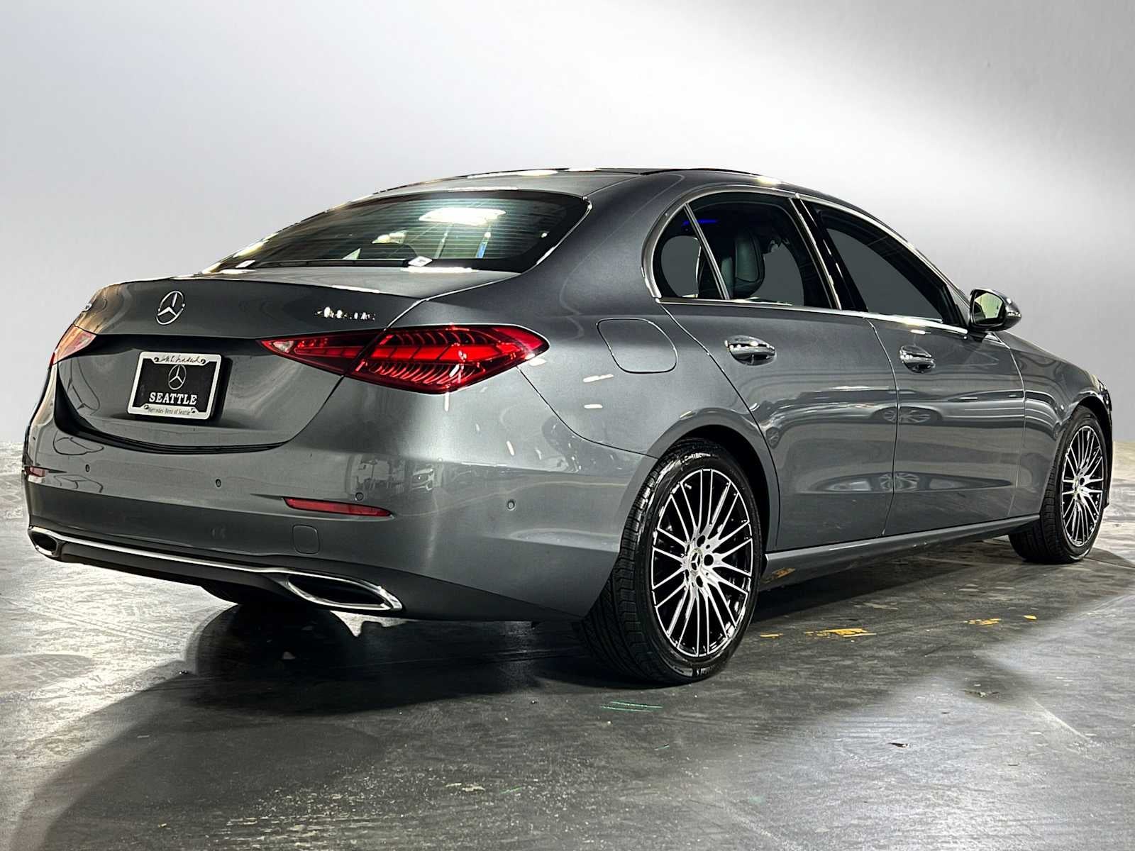 2025 Mercedes-Benz C 300 C 300