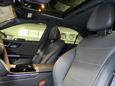 2025 Mercedes-Benz C 300 4MATIC® Sedan