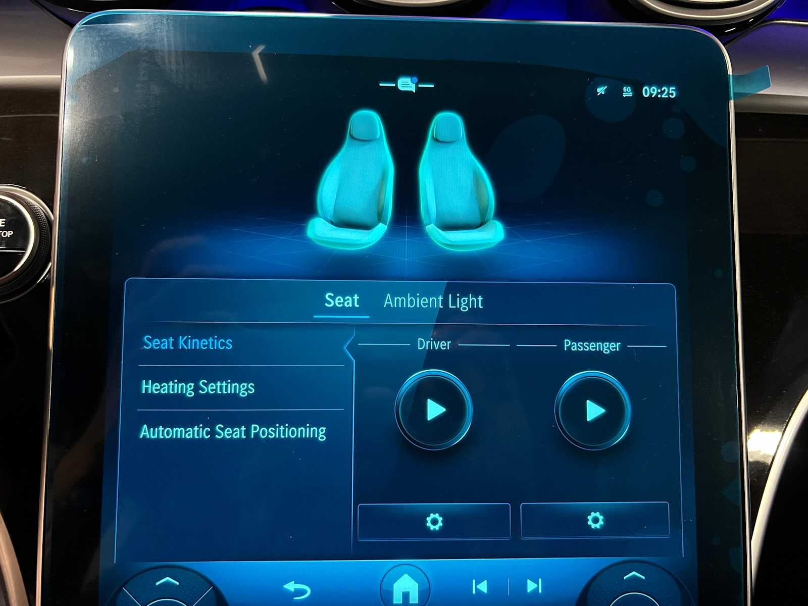 2025 Mercedes-Benz C 300 4MATIC® Sedan