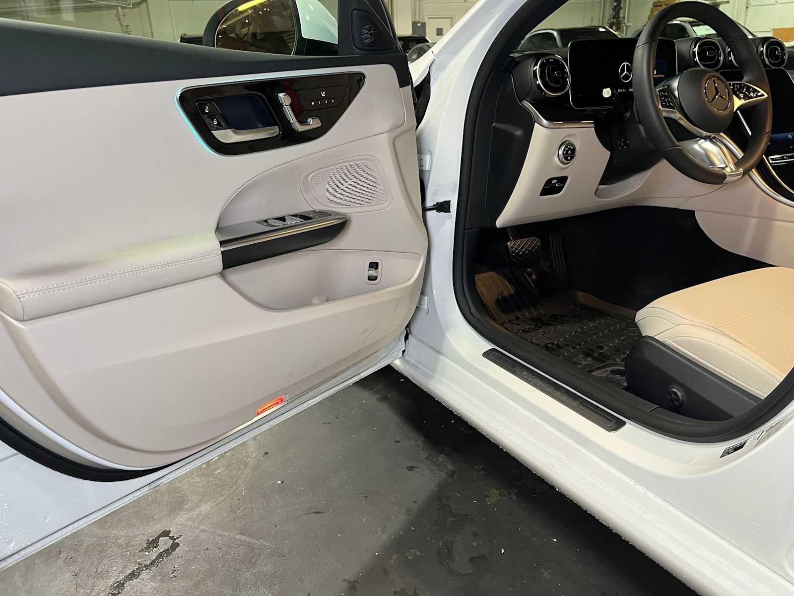 2026 Mercedes-Benz C 300 4MATIC® Sedan
