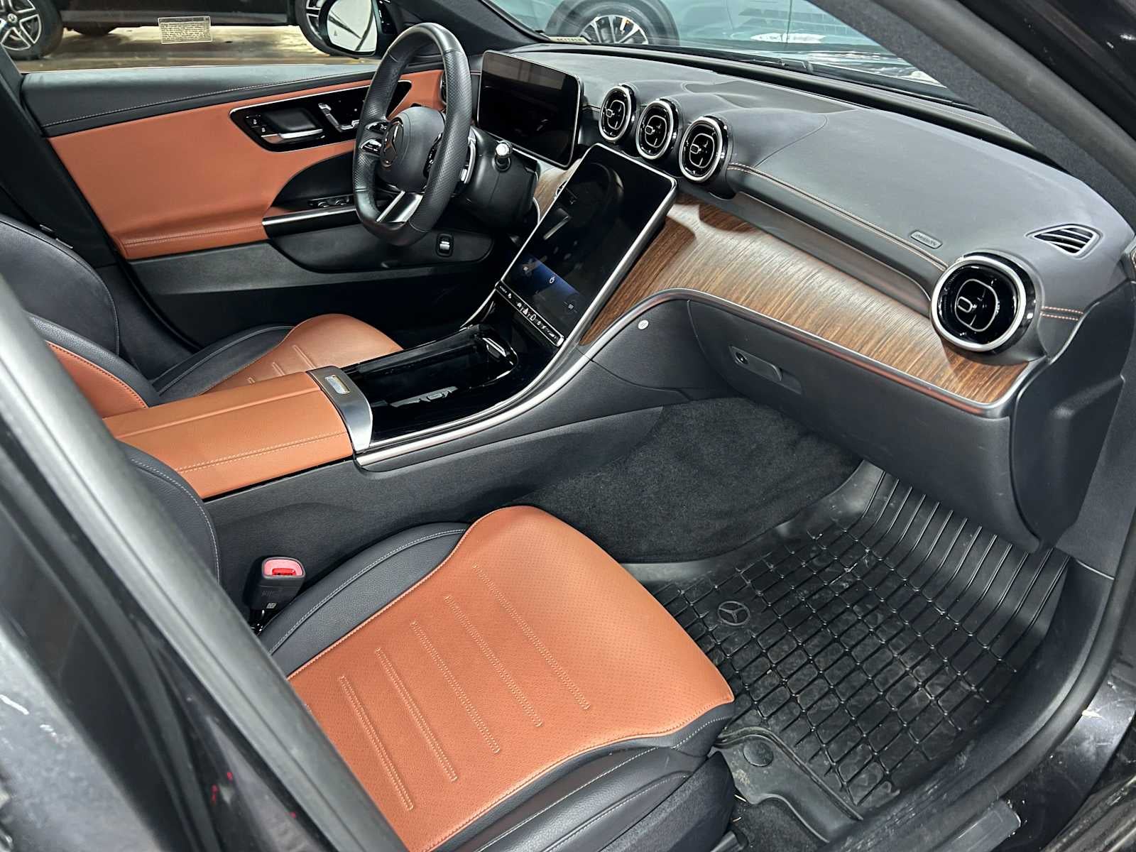 2025 Mercedes-Benz C 300 4MATIC® Sedan