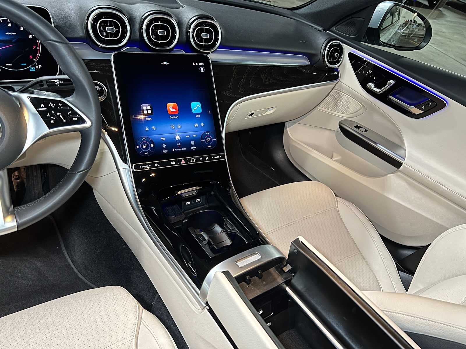 2025 Mercedes-Benz C 300 4MATIC® Sedan